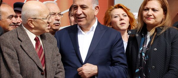 Gürsel Tekin Gürsel Tekin - Sputnik Türkiye