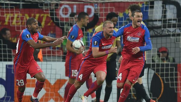 Steaua Bükreş (FCSB) futbol takımı oyuncuları - Sputnik Türkiye