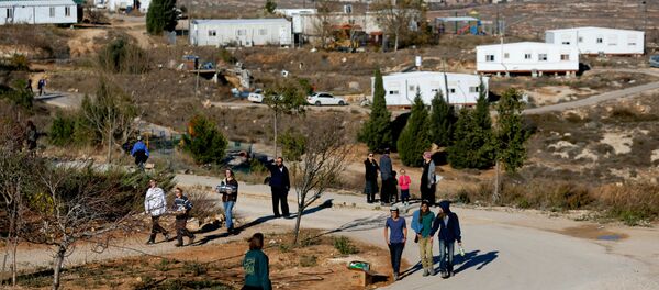 Batı Şeria'da yasadışı bir Yahudi yerleşim yeri - Sputnik Türkiye