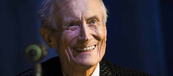 Yevgeni Yevtuşenko - Sputnik Türkiye