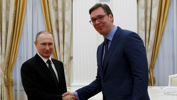 Rusya Devlet Başkanı Vladimir Putin ve Sırbistan'ın yeni devlet başkanı Aleksandr Vuçiç - Sputnik Türkiye