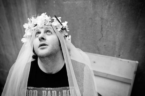 Sanatçılar ölümünün 9. yılında Pippa Bacca’nın duvağını taktı - Sputnik Türkiye