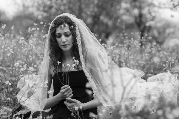 Sanatçılar ölümünün 9. yılında Pippa Bacca’nın duvağını taktı - Sputnik Türkiye