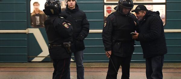 Moskova metrosunda güvenlik önlemleri - Sputnik Türkiye