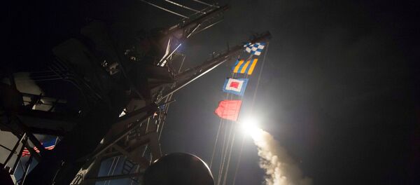 Suriye'deki Şayrat üssünü vuran USS Ross destroyeri - Sputnik Türkiye