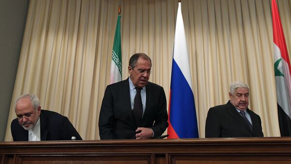 Rusya Dışişleri Bakanı Sergey Lavrov, İran Dışişleri Bakanı Cevad Zarif ve Suriye Dışişleri Bakanı Velid Muallim - Sputnik Türkiye