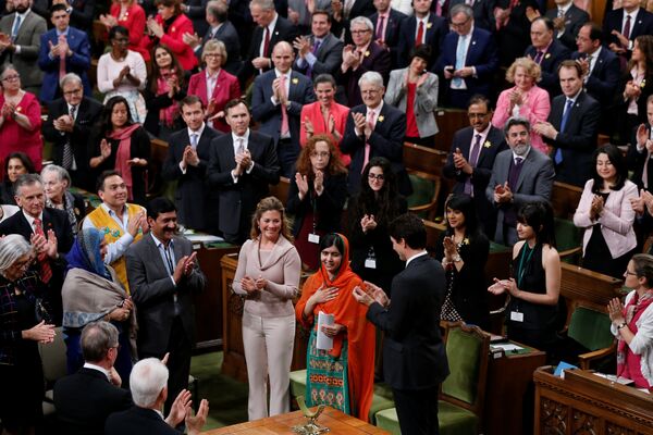 Malala Yusufzay'a Kanada fahri vatandaşlığı verildi - Sputnik Türkiye