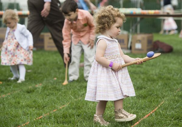 Beyaz Saray'ın bahçesindeki Paskalya kutlamasına yüzlerce çocuk katıldı. - Sputnik Türkiye