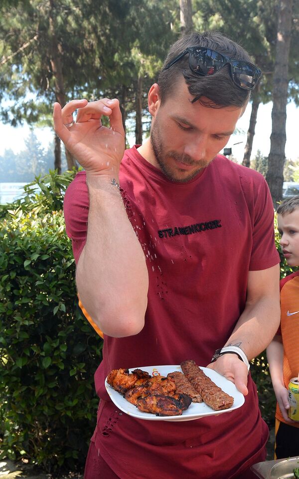 Galatasaraylı Lukas Podolski Galatasaraylı Lukas Podolski - Sputnik Türkiye