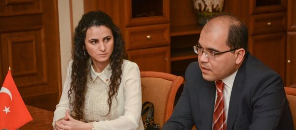 Türk Başkonsolos Özigci Rus belediye başkanıyla ikili işbirliği konularını görüştü - Sputnik Türkiye