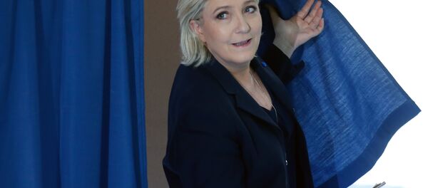 Aşırı sağcı Ulusal Cephe (FN) lideri Marine Le Pen - Sputnik Türkiye