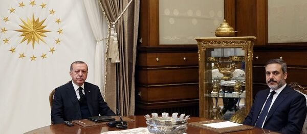 Cumhurbaşkanı Recep Tayyip Erdoğan-Milli İstihbarat Teşkilatı (MİT) Müsteşarı Hakan Fidan - Sputnik Türkiye