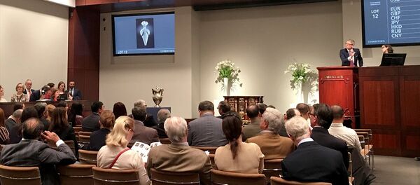 Türkiye'den ABD'ye götürülen 'Guennol Yıldız Avcısı' heykeli 14.5 milyon dolara satıldı - Sputnik Türkiye