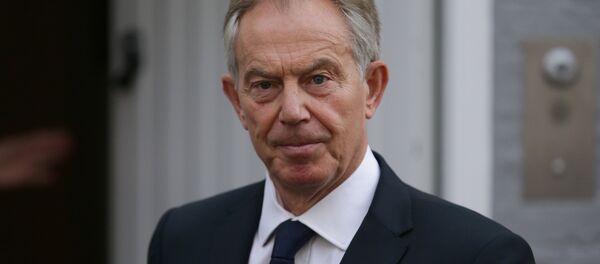Former British Prime Minister Tony Blair leaves his home in London on July 6, 2016 - Sputnik Türkiye