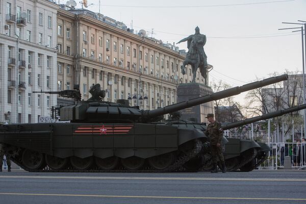 T-72B3 tankları. - Sputnik Türkiye