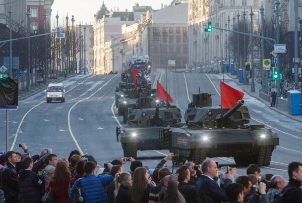 Armata T-14 tankları. - Sputnik Türkiye