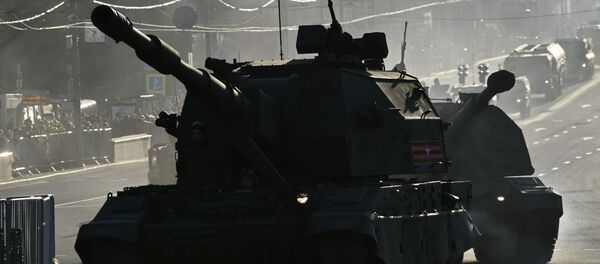 Koalitsiya-SV ve Msta-S kundağı motorlu obüsler. - Sputnik Türkiye