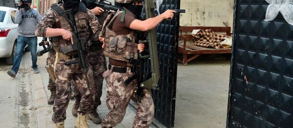 Adana'da IŞİD operasyonu - Sputnik Türkiye