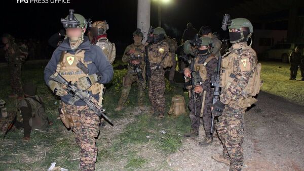 YPG'nin 'anti terör birimi' YAT - Sputnik Türkiye