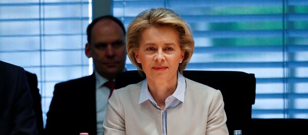 Almanya Savunma Bakanı Ursula von der Leyen - Sputnik Türkiye