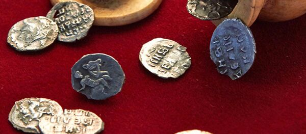 Moskova’da Korkunç İvan döneminden kalma define bulundu - Sputnik Türkiye