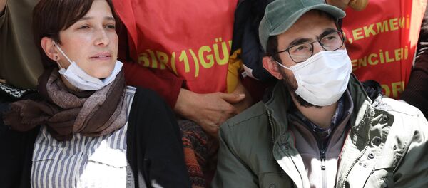 Nuriye Gülmen ve Semih Özakça açlık grevinde - Sputnik Türkiye