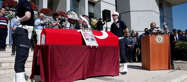 Denizli Cumhuriyet Başsavcısı Mustafa Alper'in cenazesi - Sputnik Türkiye