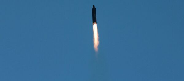 Kuzey Kore yeni füze denemesini gerçekleştirdi - Sputnik Türkiye