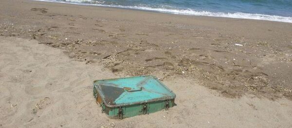 Rus gemisinin mühimmatları kıyıya vurdu - Sputnik Türkiye