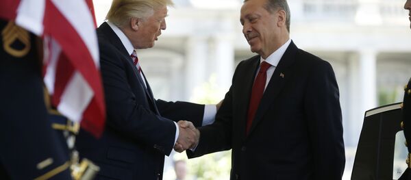 Beyaz Saray'da Cumhurbaşkanı Recep Tayyip Erdoğan'ı, ABD Başkanı Donald Trump karşıladı - Sputnik Türkiye