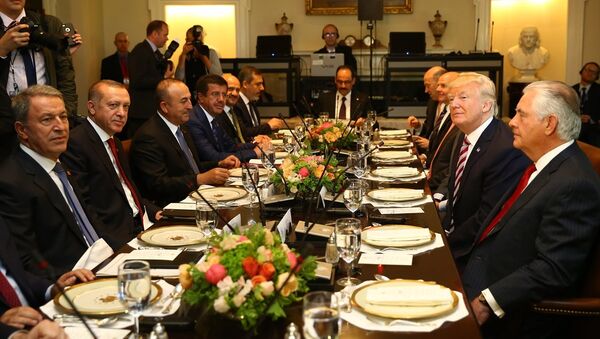 Cumhurbaşkanı Recep Tayyip Erdoğan ve ABD Başkanı Donald Trump - heyet - Sputnik Türkiye