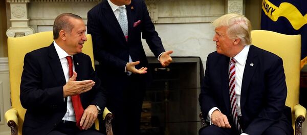 ABD Başkanı Donald Trump ve Cumhurbaşkanı Recep Tayyip Erdoğan - Sputnik Türkiye