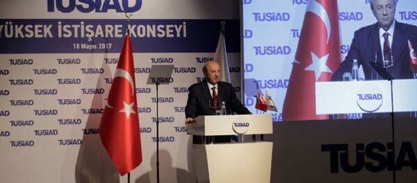 TÜSİAD YİK Başkanı Tuncay Özilhan - Sputnik Türkiye