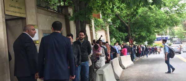 Ankara’da İran seçimleri için oy kuyruğu - Sputnik Türkiye