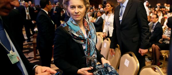 Almanya Savunma Bakanı Ursula von der Leyen - Sputnik Türkiye