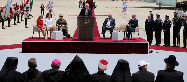 İsrail Cumhurbaşkanı Reuven Rivlin - İsrail Başbakanı Benyamin Netanyahu - ABD Başkanı Donald Trump - Sputnik Türkiye