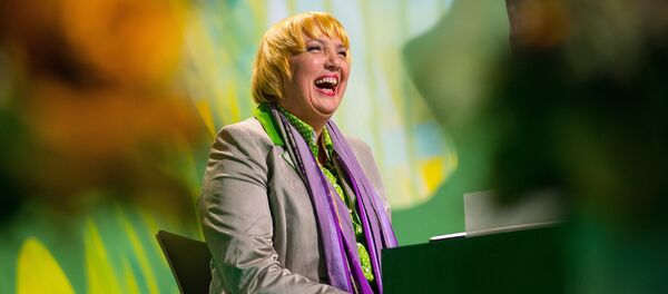 Alman Yeşiller Partisi milletvekili Claudia Roth - Sputnik Türkiye