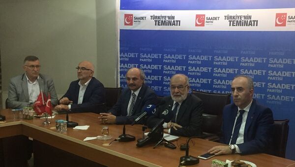 Saadet Partisi Genel Başkanı Temel Karamollaoğlu (Sağdan ikinci) - Sputnik Türkiye