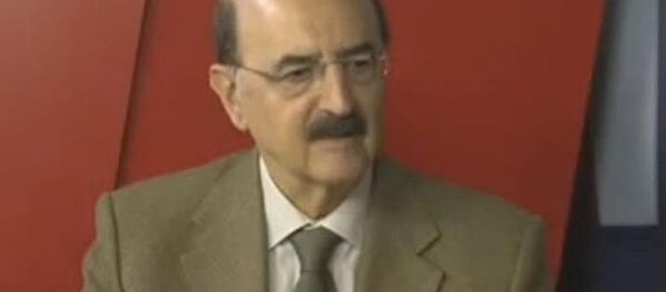 Hüsnü Mahalli - Sputnik Türkiye