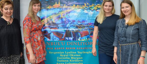 Rusya’dan 5 ressam, İstanbul’u kendi gözlerinden resmettikleri tablolarının yer aldığı ‘İstanbul’u dinliyorum’ başlıklı sergi bugün açılışını yapacak. - Sputnik Türkiye