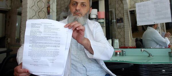 Kızı ve eşine tokat atan babaya para cezası - Adem Orduluoğlu Kızı ve eşine tokat atan babaya para cezası - Adem Orduluoğlu - Sputnik Türkiye