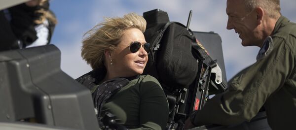 Hollanda Savunma Bakanı Jeanine Hennis-Plasschaert - Sputnik Türkiye