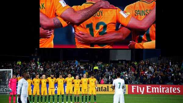 Suudi futbolcular Londra'da hayatını kaybedenler için yapılan saygı duruşuna katılmadı - Sputnik Türkiye