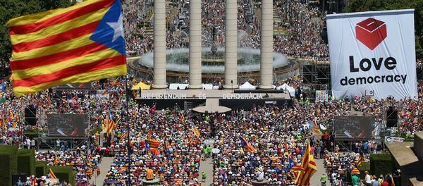 Barcelona'da bağımsızlık referandumu gösterisi - Sputnik Türkiye