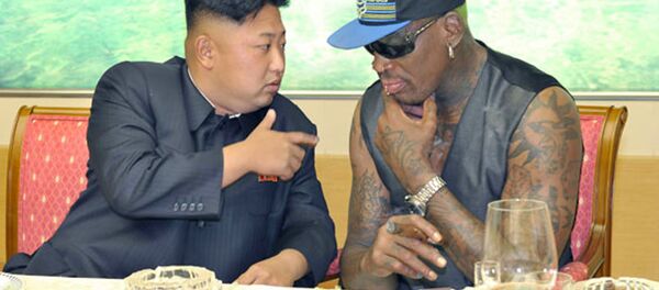 2014'te Rodman, Kim Jong-un'un doğumgünü için eski NBA oyuncuları karması ile Kuzey Koreli basketçiler arasında  bir maç ayarlamıştı. - Sputnik Türkiye