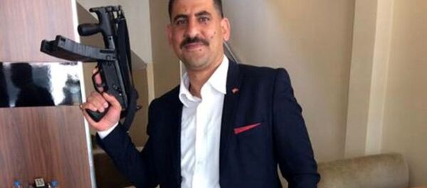 Ak Parti Gençlik Kolları Yönetim Kurulu üyesi Mehmet Aybek - Sputnik Türkiye