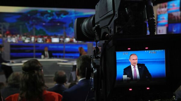 Vladimir Putin ile Direkt Hat programı - Sputnik Türkiye