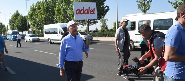 Kemal Kılıçdaroğlu - Adalet Yürüyüşü'nün ikinci gününde - Sputnik Türkiye