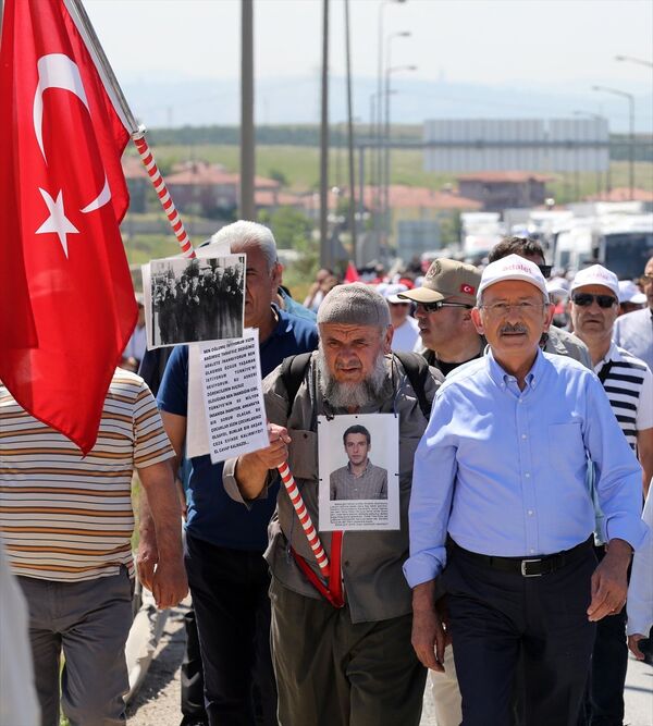 Adalet Yürüyüşü'nün ikinci gününden kareler - Sputnik Türkiye