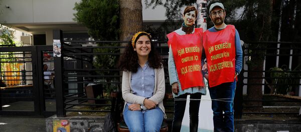 Semih Özakça'nın eşi Esra Özakça - Sputnik Türkiye